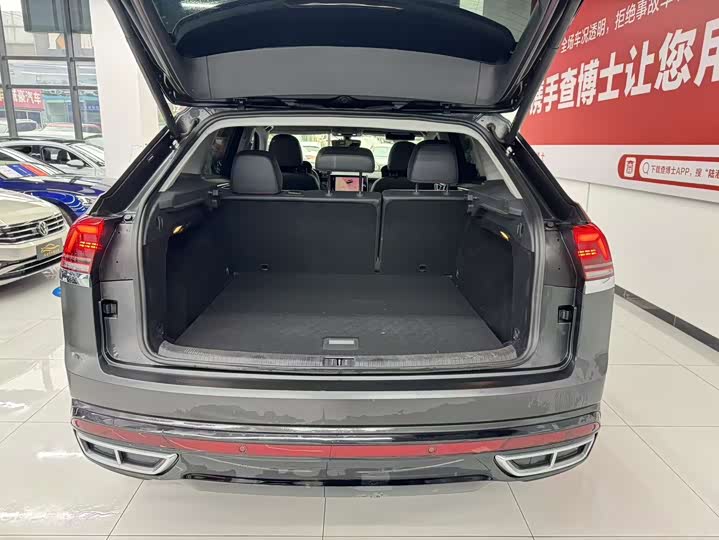 Фото 15 - Volkswagen Teramont X