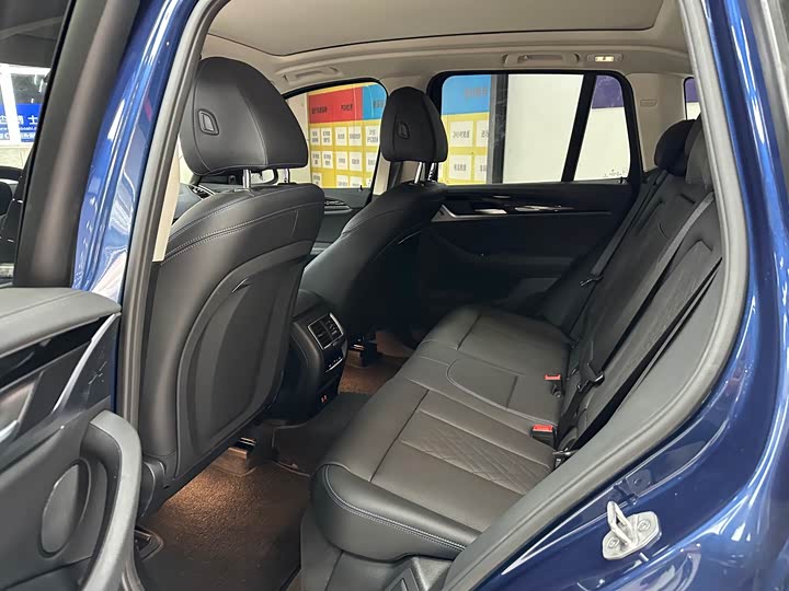 Фото 5 - BMW iX3