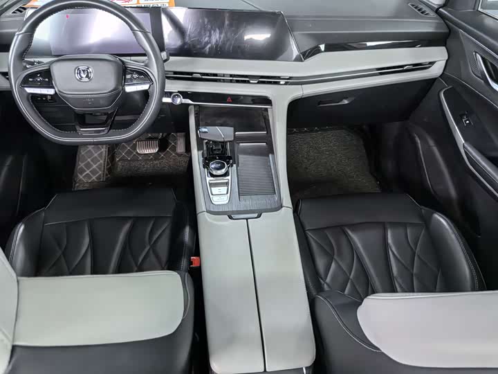 Фото 10 - Changan CS75 Plus