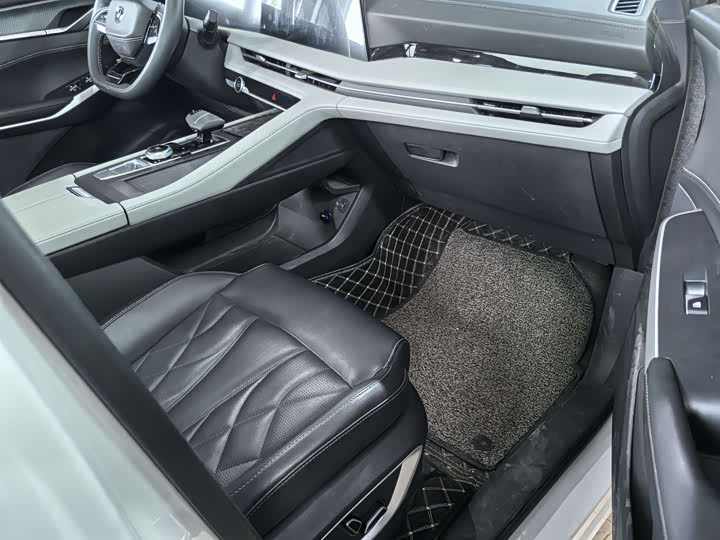 Фото 9 - Changan CS75 Plus