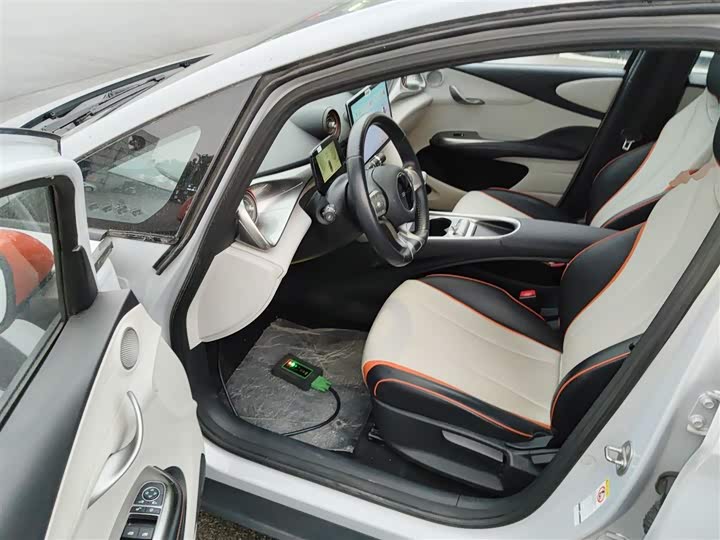 Фото 16 - BYD Dolphin