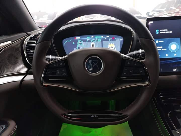 Фото 11 - BYD Han