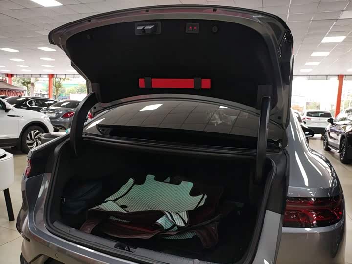 Фото 19 - BYD Han