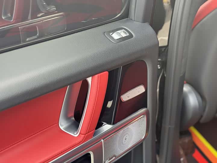 Фото 12 - Mercedes-Benz G-Class AMG