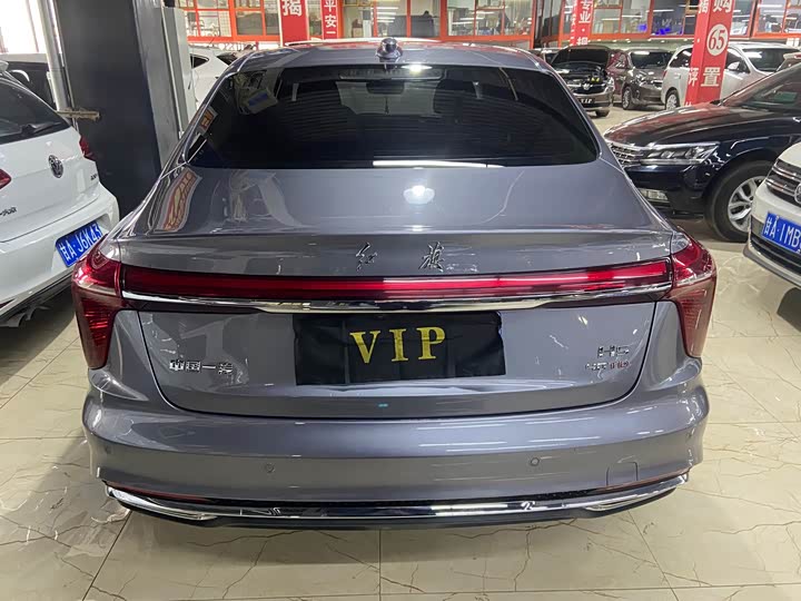 Фото 5 - Hongqi H5