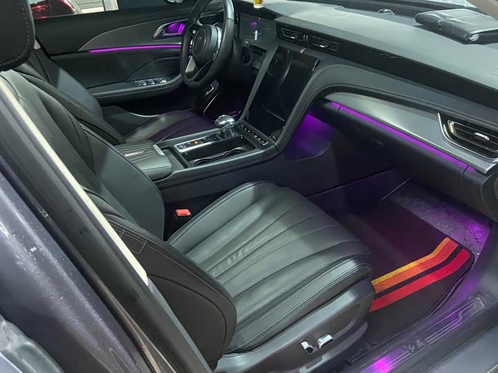 Фото 8 - Hongqi H5