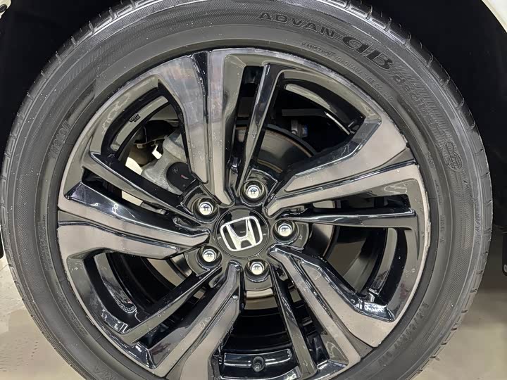 Фото 19 - Honda Civic