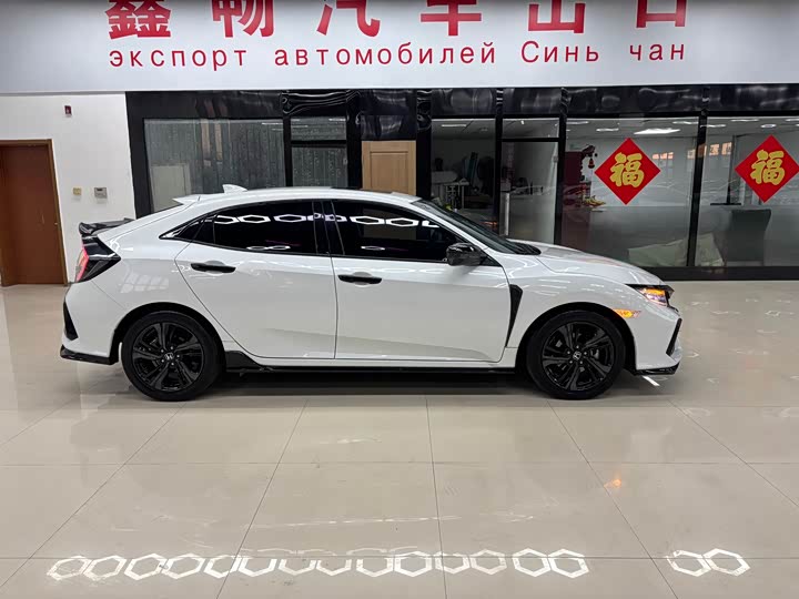 Фото 4 - Honda Civic