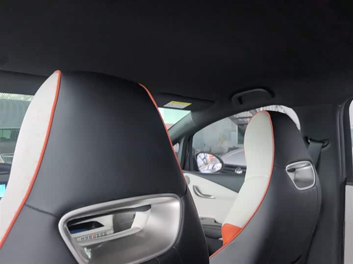 Фото 18 - BYD Dolphin