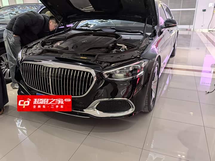 Фото 9 - Mercedes-Benz Maybach S-Class