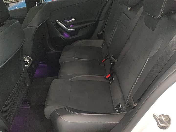 Фото 17 - Mercedes-Benz A-Class