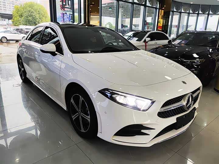 Фото 4 - Mercedes-Benz A-Class