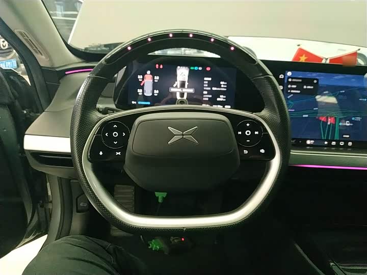 Фото 11 - XPeng P7