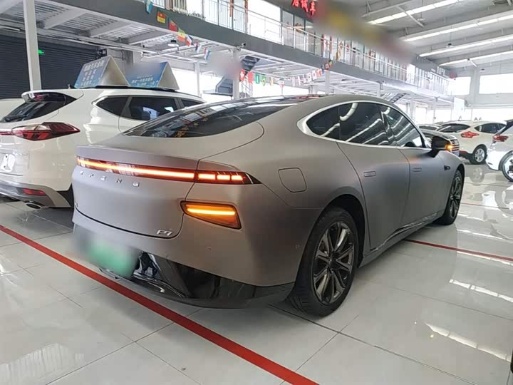 Фото 7 - XPeng P7