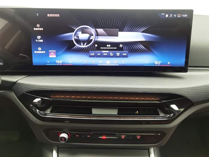 Фото 12 - BMW 3 Series