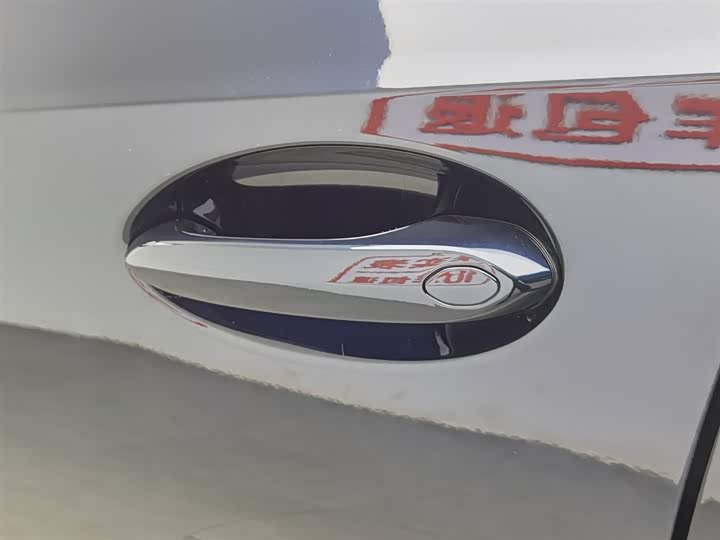 Фото 18 - BMW 3 Series