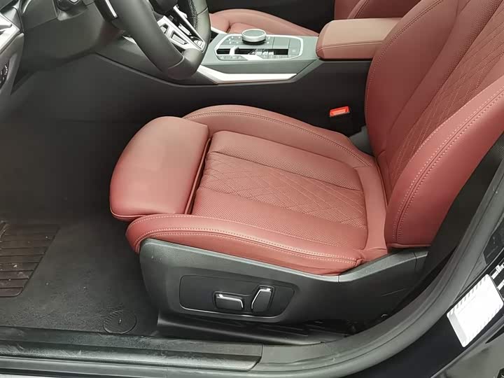 Фото 20 - BMW 3 Series