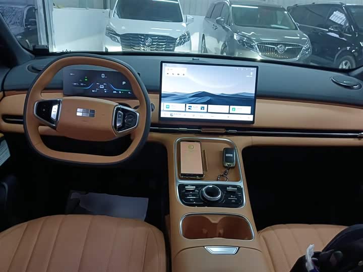 Фото 10 - Geely Galaxy Starship 7