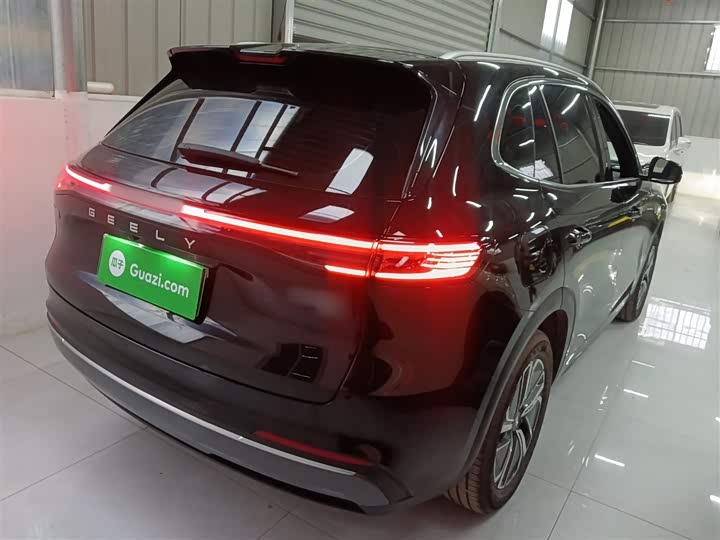 Фото 7 - Geely Galaxy Starship 7