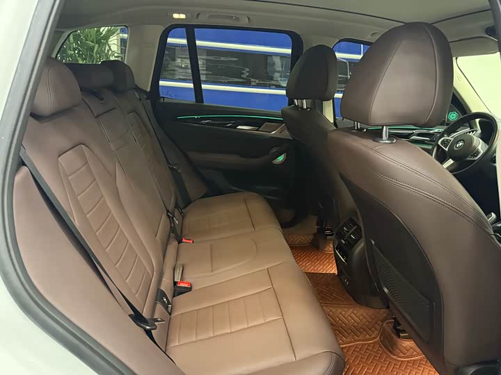 Фото 12 - BMW X3