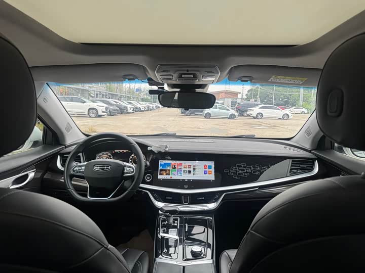 Фото 10 - Geely Emgrand GT