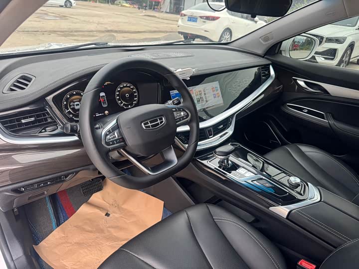 Фото 4 - Geely Emgrand GT