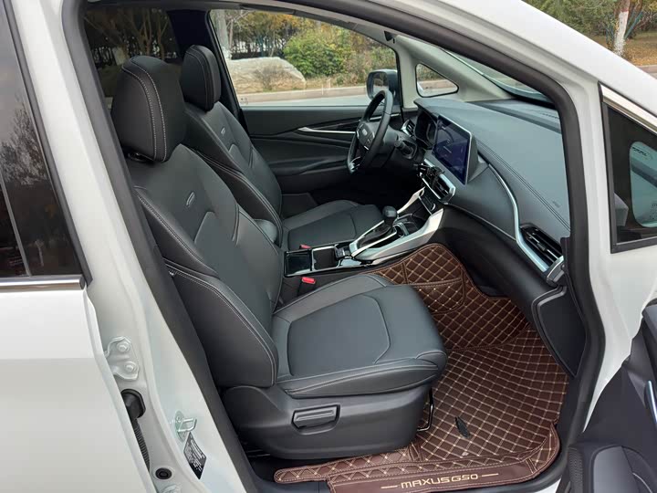 Фото 21 - Maxus G50