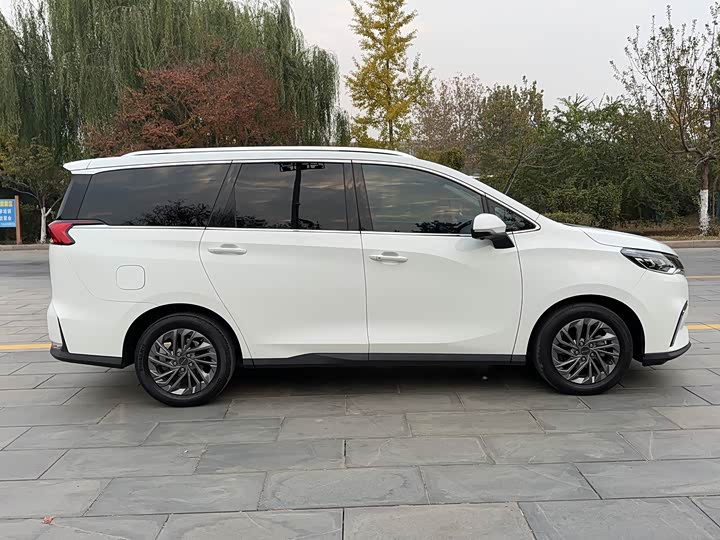 Фото 7 - Maxus G50