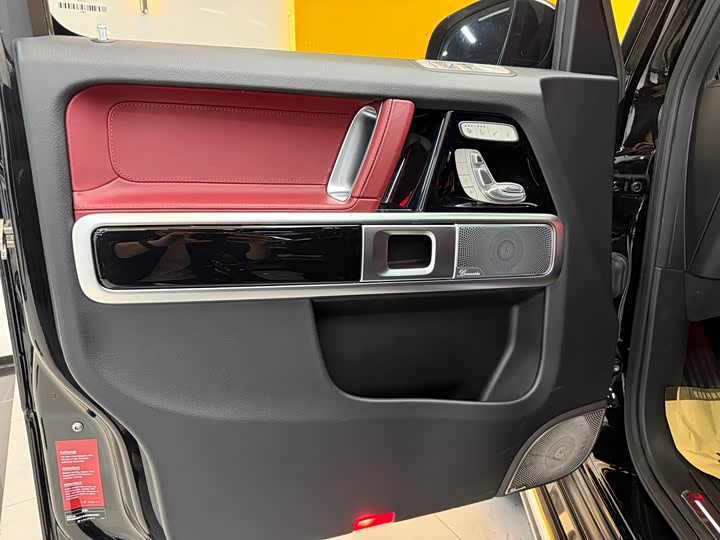 Фото 20 - Mercedes-Benz G-Class AMG