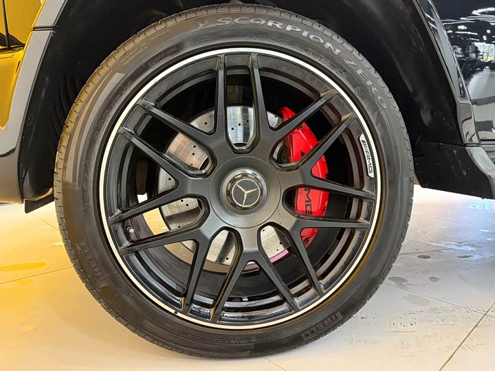 Фото 30 - Mercedes-Benz G-Class AMG