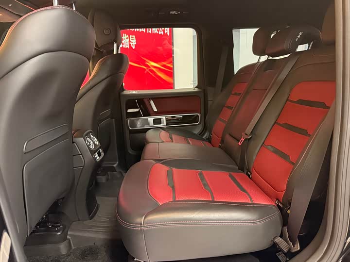 Фото 9 - Mercedes-Benz G-Class AMG