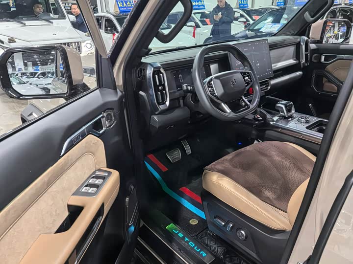 Фото 9 - Jetour T2