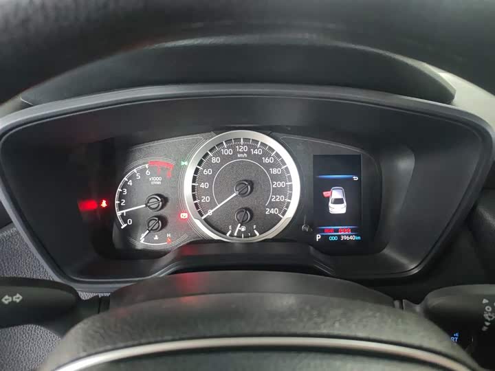 Фото 12 - Toyota Corolla