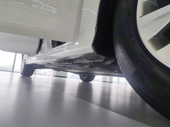 Фото 21 - Toyota Corolla