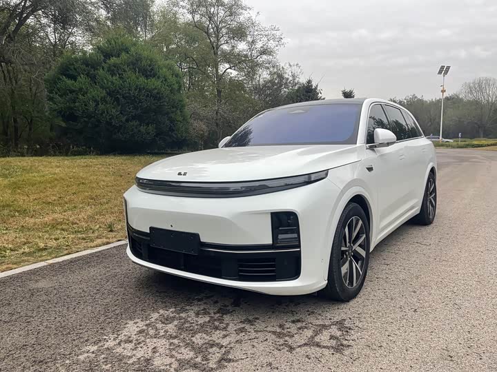 Фото 1 - LiXiang L7