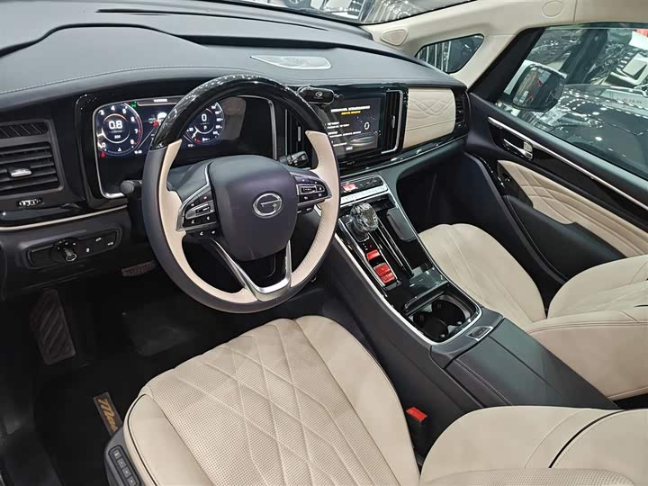 Фото 10 - GAC Trumpchi M8