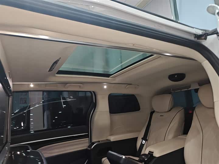 Фото 18 - GAC Trumpchi M8