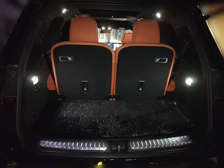 Фото 10 - LiXiang L9