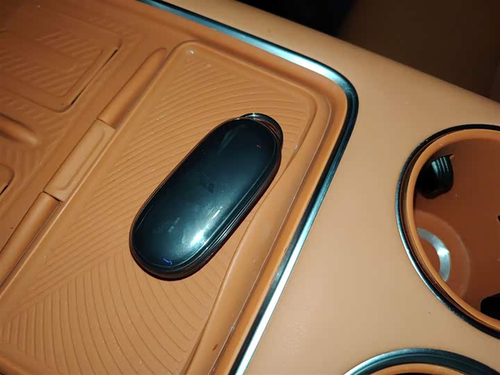 Фото 12 - LiXiang L9