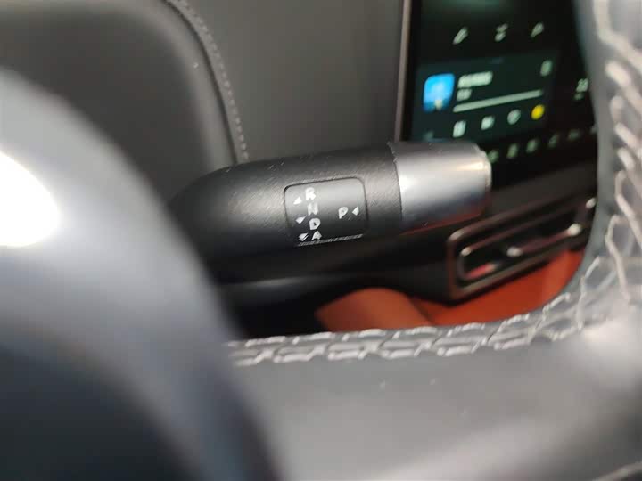 Фото 7 - LiXiang L9