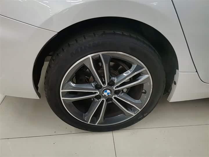 Фото 26 - BMW 1 Series