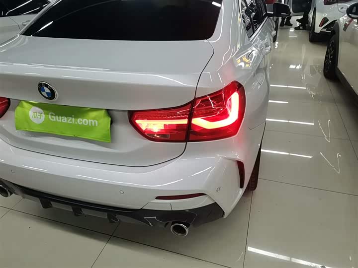 Фото 8 - BMW 1 Series