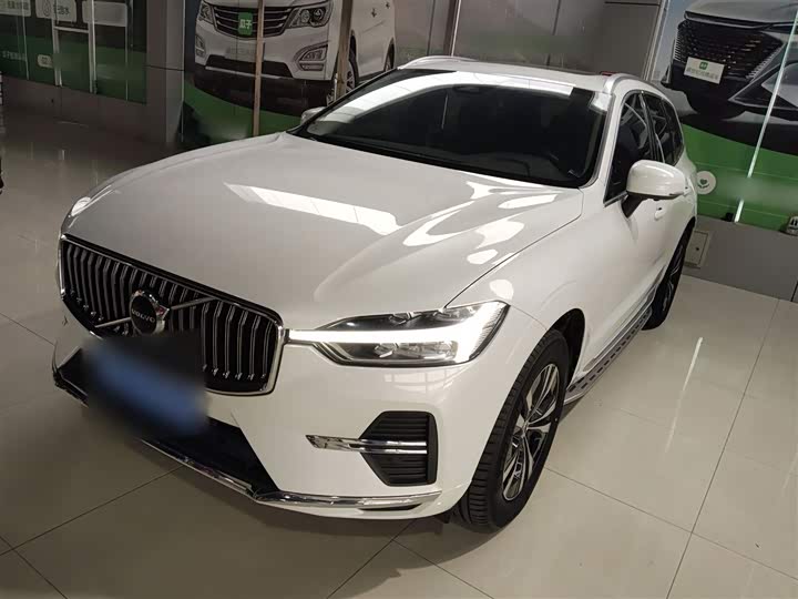 Фото 2 - Volvo XC60