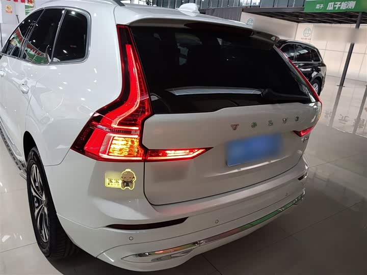 Фото 6 - Volvo XC60