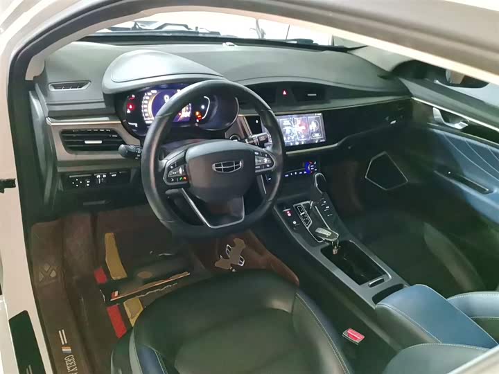 Фото 10 - Geely Emgrand GL