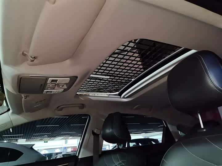 Фото 18 - Geely Emgrand GL