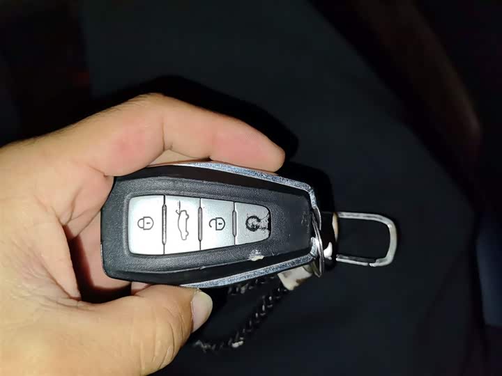 Фото 9 - Geely Emgrand GL