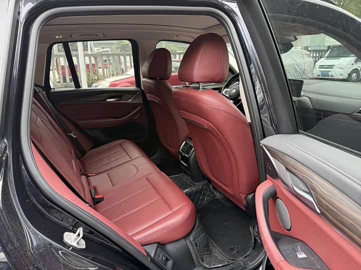 Фото 17 - BMW X3