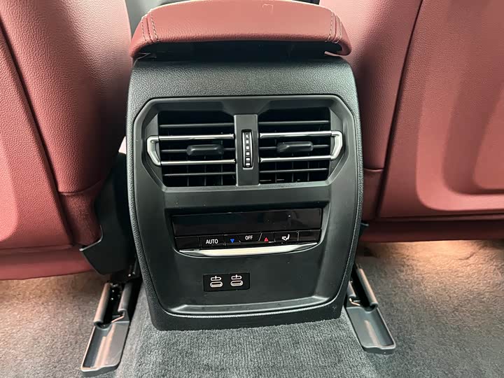 Фото 10 - BMW i3