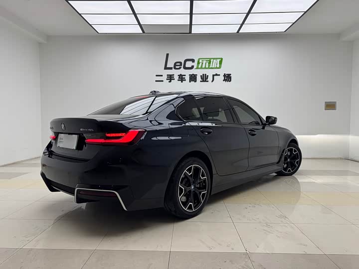 Фото 20 - BMW i3